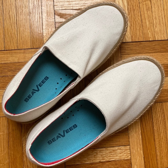 SeaVees Shoes NEVER WORN - Picture 2 of 2